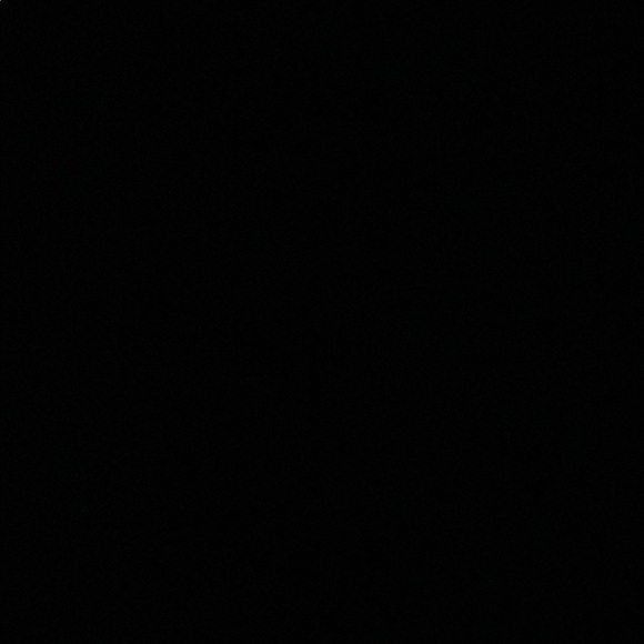 Meet your Posher, Danielle - Picture 1 of 1